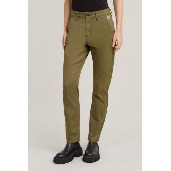 Pantaloni chino conici