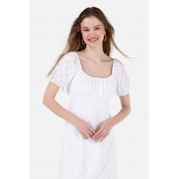 Rochie cu broderie sangallo