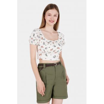 Tricou crop cu model floral la reducere