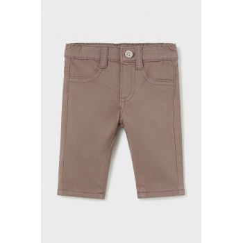 Mayoral Newborn pantaloni bebe culoarea maro, neted, 2524