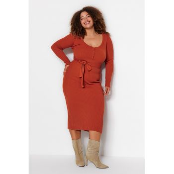 Rochie bodycon midi plus size