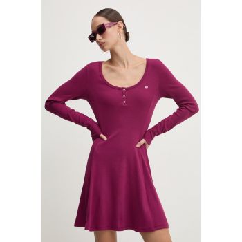 Tommy Jeans rochie culoarea violet, mini, evazati, DW0DW18482