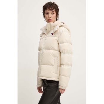 Tommy Jeans geaca de puf femei, culoarea bej, de iarna, oversize, DW0DW18610