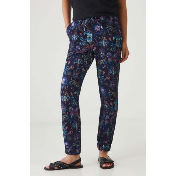 Medicine pantaloni de trening din bumbac culoarea bleumarin, cu imprimeu