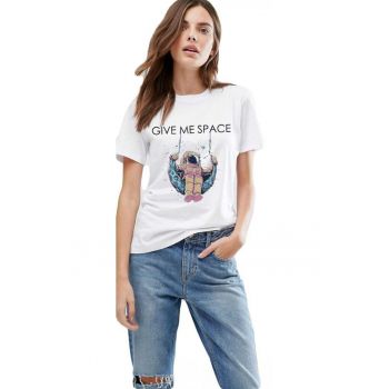 Tricou dama alb - Give me space la reducere