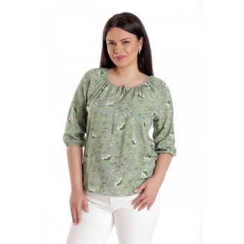 888142602-Bluza Dama - IE - Verde cu imprimeu floral si maneca 3 sferturi la reducere