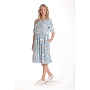 888144385-Rochie Medie Dama V272 - Bleu cu flori albe la reducere