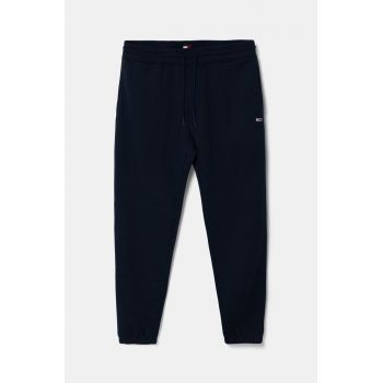 Tommy Jeans pantaloni de trening culoarea albastru marin, neted, DM0DM20473