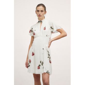 Rochie evazata cu imprimeu floral