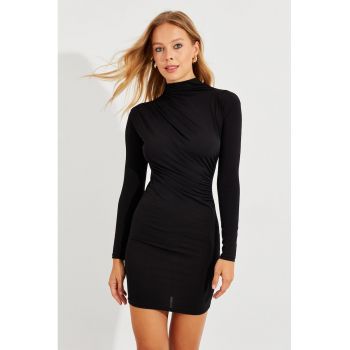 Rochie mini cambrata