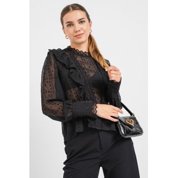 Bluza cu garnituri brodate si perforatii