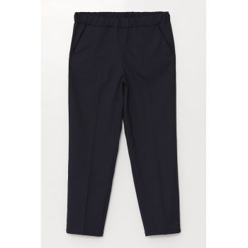 Pantaloni uni cu buzunare oblice