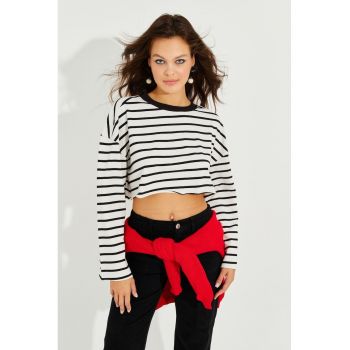 Bluza crop cu dungi