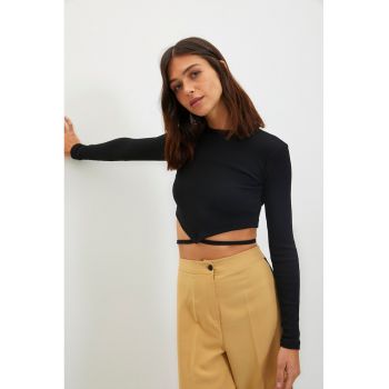 Bluza crop de jerseu cu aspect striat