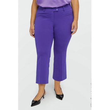 Pantaloni crop cu model uni