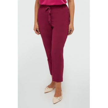 Pantaloni crop cu snur in talie