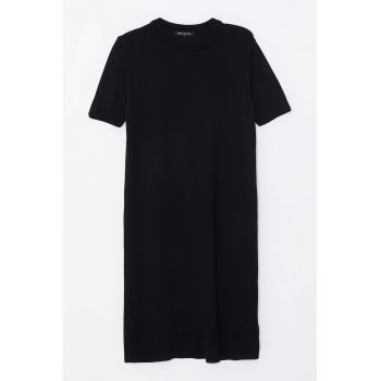 Rochie-tricou cu decolteu la baza gatului - pentru gravide