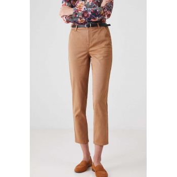 Medicine pantaloni femei, culoarea bej, fason chinos, medium waist