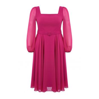 Rochie plus size cu decolteu patrat si maneci lungi