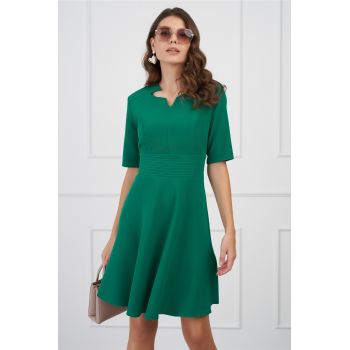 Rochie DY Fashion verde cu decupaj la decolteu