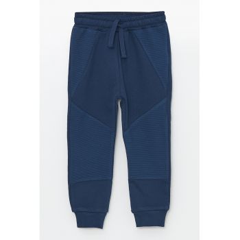 Pantaloni de trening cu snur si buzunare