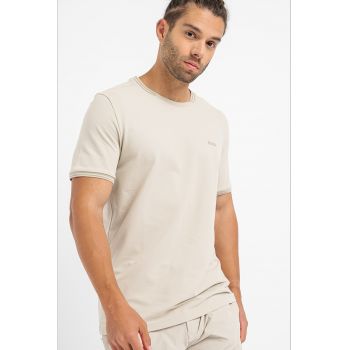 Tricou regular fit cu decolteu la baza gatului