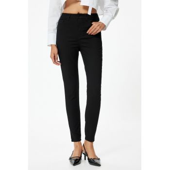 Pantaloni skinny