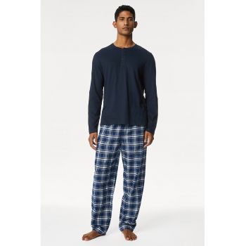 Pijama in carouri cu pantaloni lungi