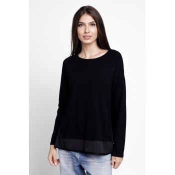 Pulover evazat cu angora, cu insertii laterale brodate, negru