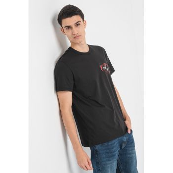 Tricou de bumbac organic cu detaliu logo