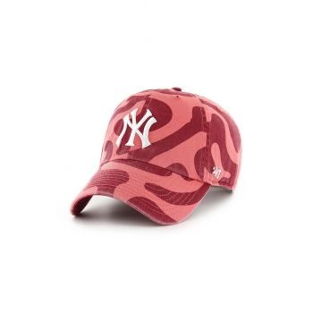 47 brand șapcă de baseball din bumbac MLB New York Yankees culoarea rosu, modelator, B-FRFMC17GWS-IR