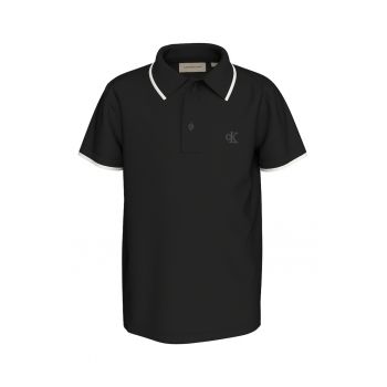 Tricou polo cu detaliu logo brodat