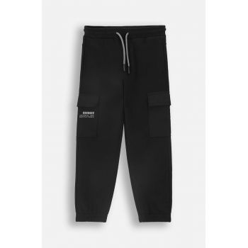 Coccodrillo pantaloni de trening pentru copii culoarea negru, neted, WORLD OF PIXEL BOY KIDS