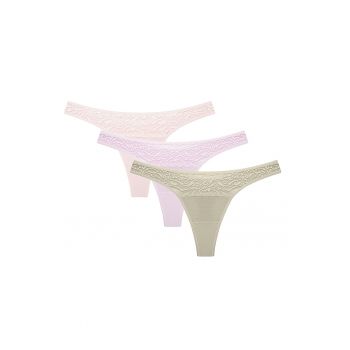 Set de chiloti tanga cu garnituri de dantela - 3 piese