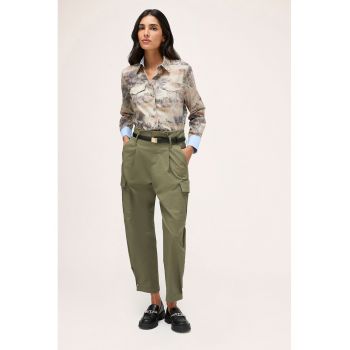 Pantaloni crop cargo