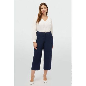 Pantaloni crop cu talie inalta