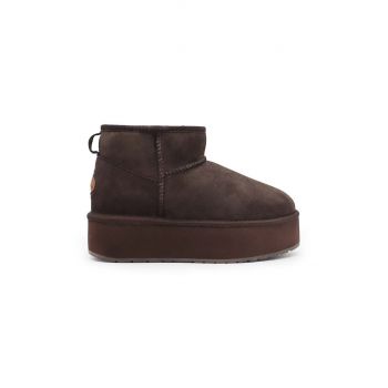 Emu Australia cizme de zapada din piele intoarsa Stinger Micro Flatform culoarea maro, W13082.CHOC