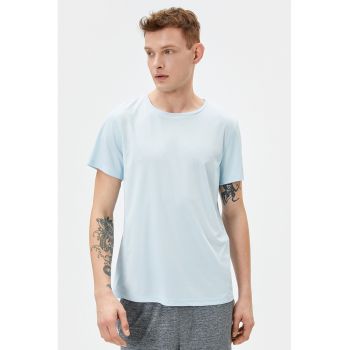 Tricou cu decolteu rotund si model uni