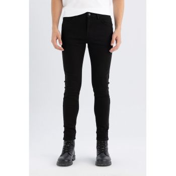 Blugi skinny cu talie medie