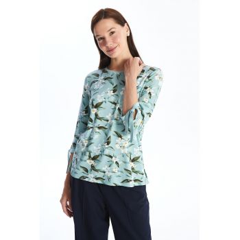 Bluza cu model floral