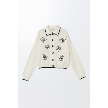 Cardigan cu broderii florale