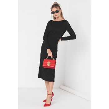 Rochie midi cu decolteu barcuta