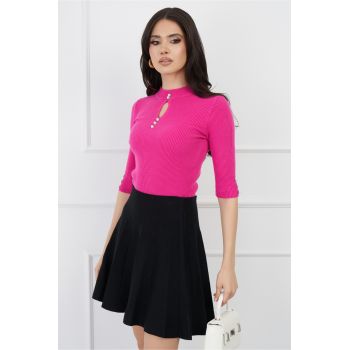 Bluza Alina fucsia din tricot cu decupaj la decolteu si maneci scurte