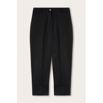 Pantaloni crop cu buzunare laterale