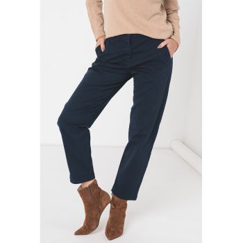 Pantaloni chino cu buzunare oblice