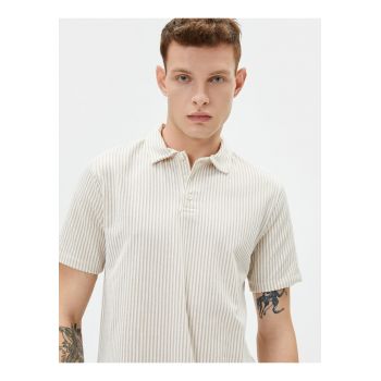 Tricou polo cu model in dungi