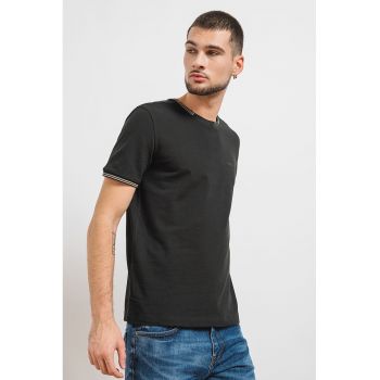 Tricou regular fit cu decolteu la baza gatului