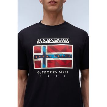 Tricou cu model logo si grafic - cu decolteu la baza gatului