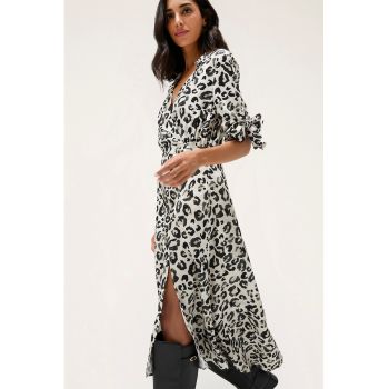 Rochie cu animal print si slit frontal