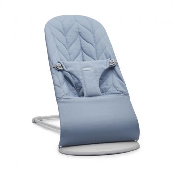 Balansoar din tesatura matlasata cu aspect delicat de petala pentru copii Baby Bjorn Bliss, Blue